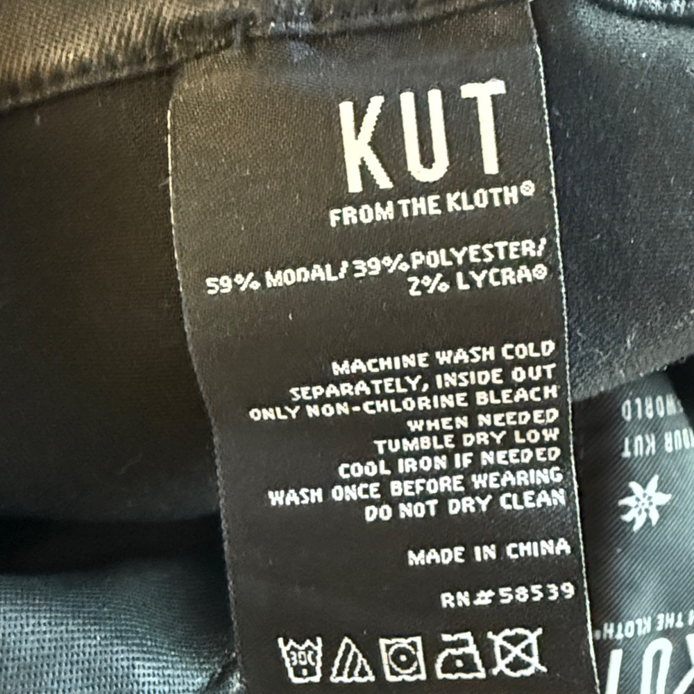 Kut From the Kloth Faux Leather Pants Women's Size 2 Black Color Straight Leg - Picture 9 of 11